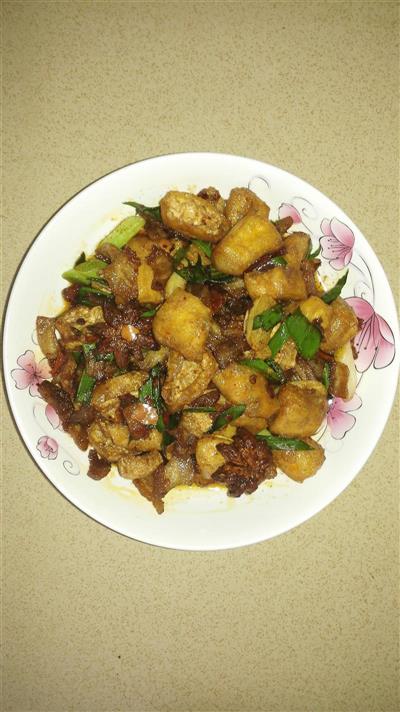 油豆腐回锅肉的制作方法和配料
