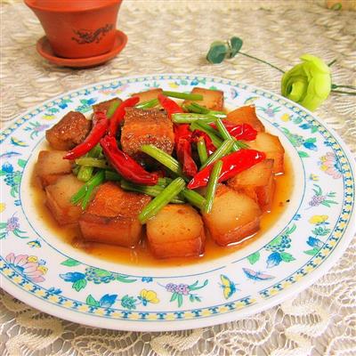 红烧腊肉的正宗做法