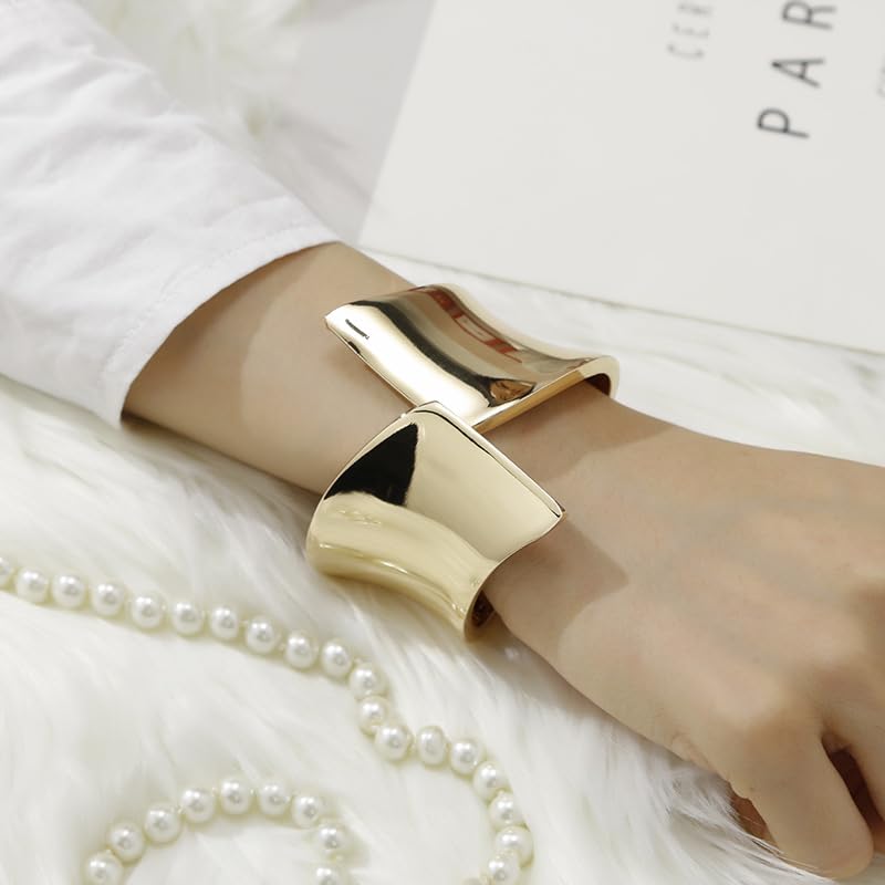 Gold Cuff Bangle Bracelets For Women 18K Gold Bangle Bracelets Open Wide Chunky Gold Bracelet Irregular Minimalist Bangle for Girl