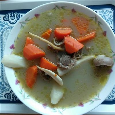 胡萝卜羊肉汤怎么做