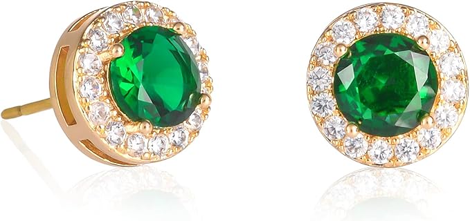 ZAVANA Boucles d'Oreilles Émeraude 9,5mm x 9,5mm en Laiton Plaqué Or, avec Entourage en Zircons Transparente, pour Femmes et Adolescentes, Idéales pour Mariages et Soirées