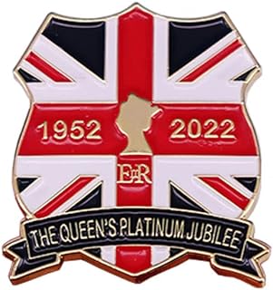 THE QUEEN'S PLATINUM JUBILEE Brooch 2022 70th Anniversary Queen Elizabeth's Union Jack Red Poppy Badge Medallion Shape Queen's Medallion Suitable for Hats Jackets Canvas Bags