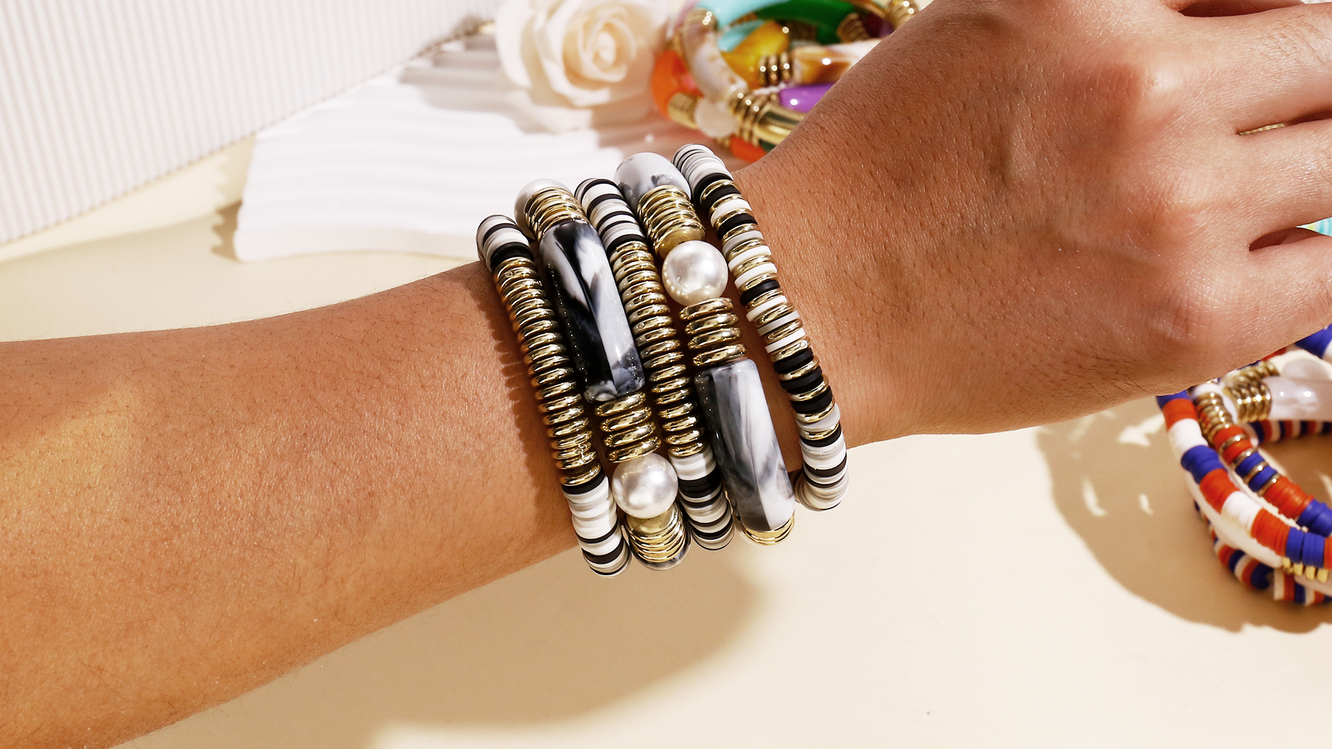 Colorful Bamboo Tube Bangle Bracelets with Bead Chain & Buckle Clasp for Friends, Family & Lovers