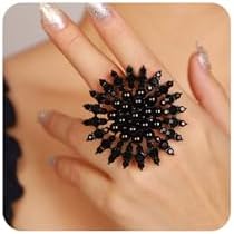 Xerling Elegant Floral Pearl Statement Big Cocktail Rings for Women Boho Rings Aesthetic Rhinestone Finger Rings for Teens Party Prom