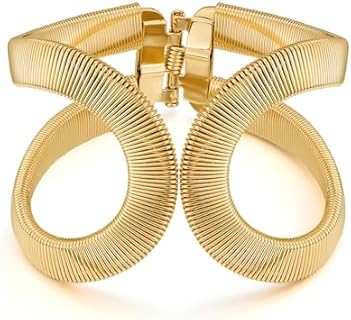 WOWORAMA Gold Chunky Cuff Bracelets for Women Wings Shell Wide Hinged Bangle Bracelet Vintage Exaggerated Statement Gold Bracelets Punk Boho Arm Cuff Bracelet
