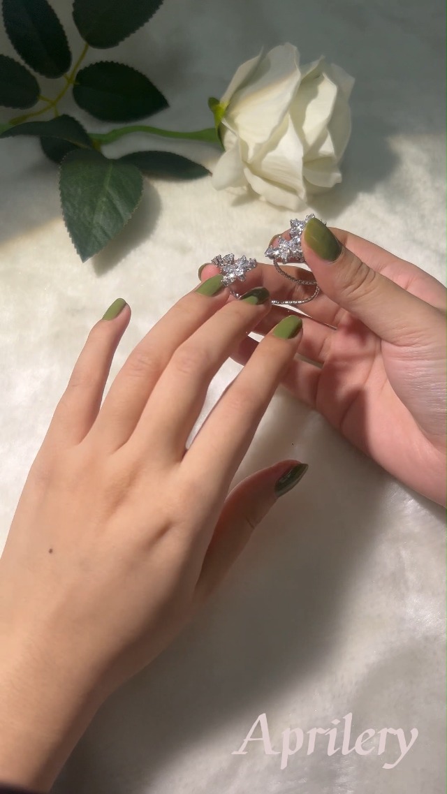 Two-Finger Statement Ring for Women, Fashion CZ Crystal Finger Adjustable Rings Cocktail Open Ring Leaf Wedding Party Prom Accessory Jewelry Gifts for Her