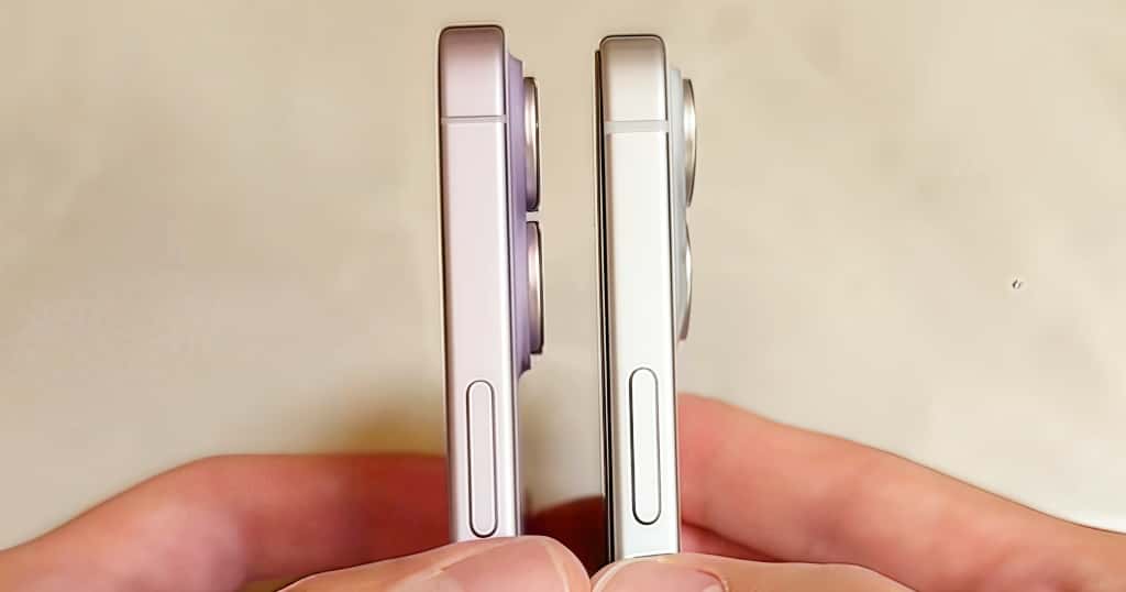 Perbandingan desain dan ukuran iPhone 15 dan iPhone 17, menunjukkan perbedaan material dan ketebalan bodi