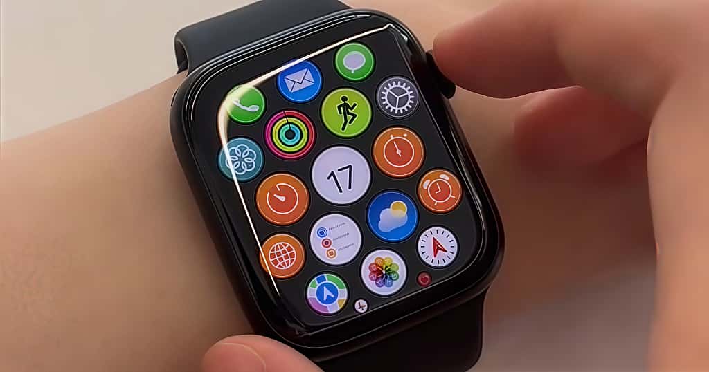 El Apple Watch muestra la pantalla de inicio y utiliza la Digital Crown para la navegación. Esta sección analiza las aplicaciones prácticas del Apple Watch en la vida diaria