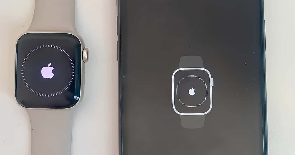 Apple Watch dipasangkan dengan iPhone, menunjukkan proses menghubungkan perangkat melalui antarmuka di layar