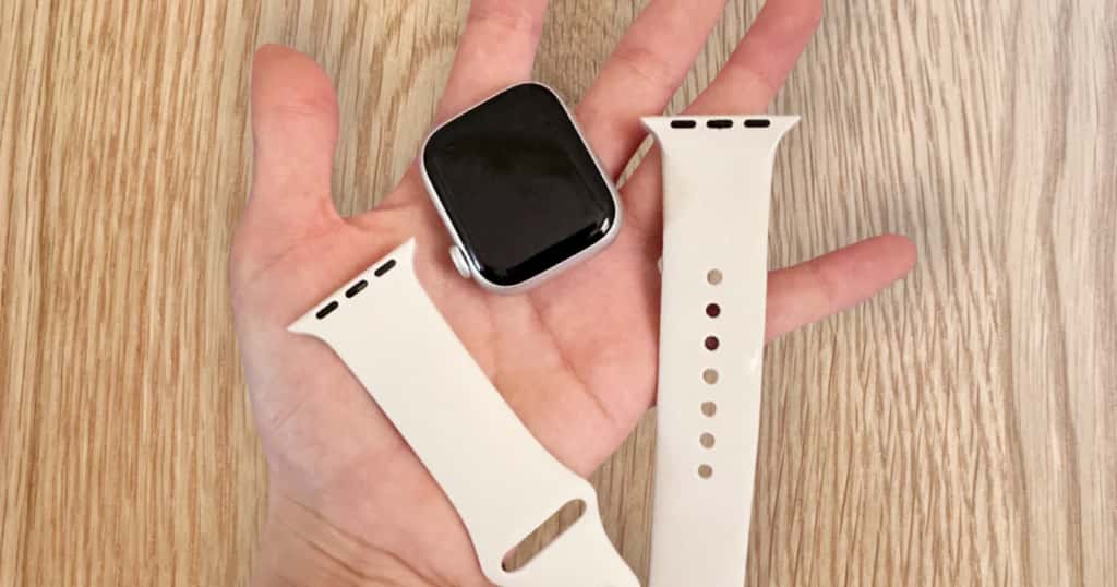 Apple Watch szíj eltávolítása lépésről lépésre – levett óratest és szíjak képe