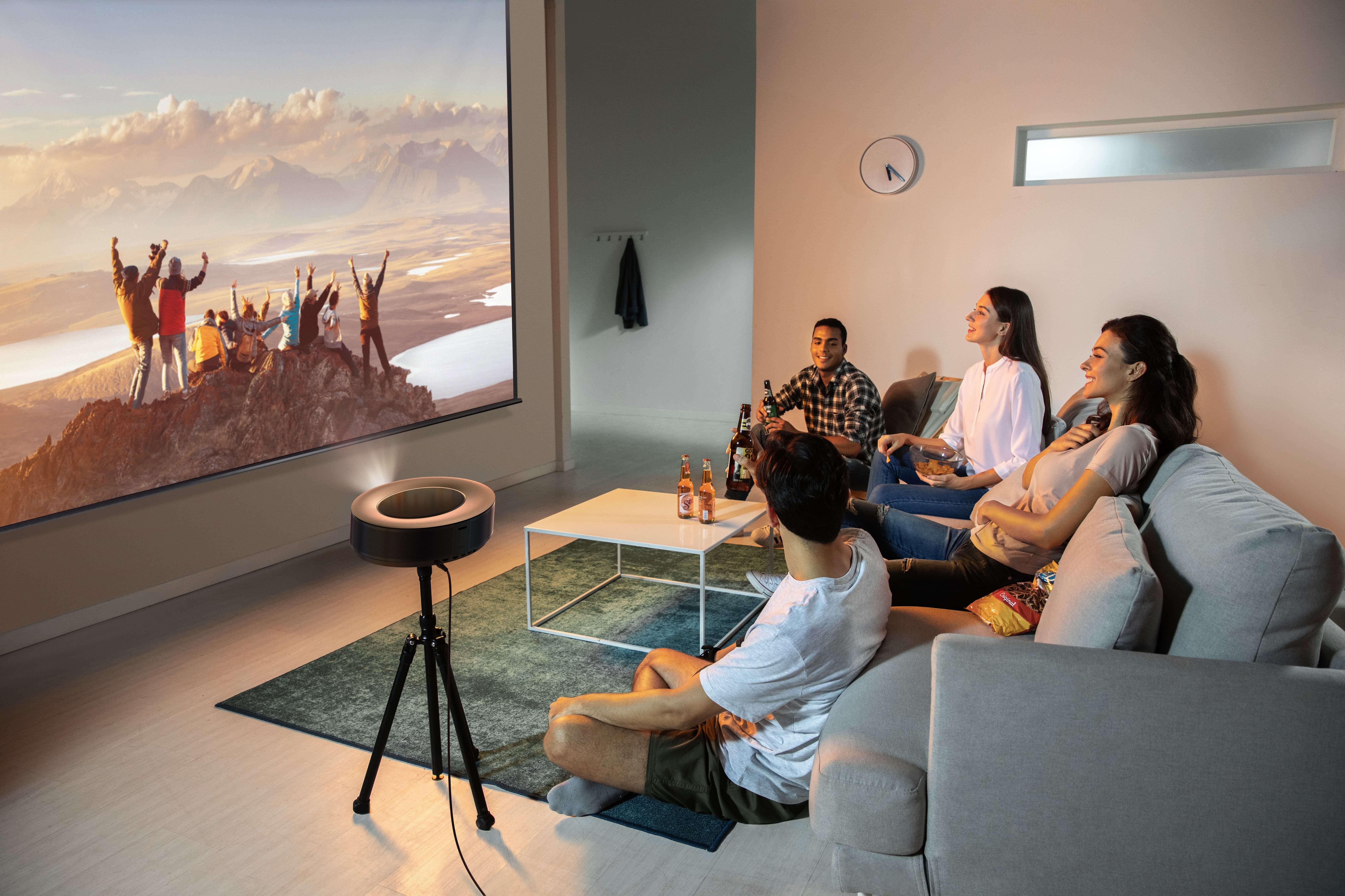 Choosing Your Visual Experience: What Is Better - A TV Or Projector?