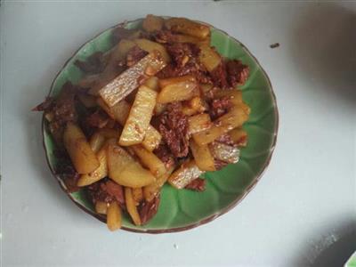 牛肉土豆的制作方法
