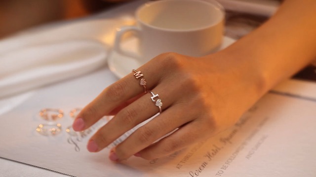 Heart Initial Ring for Women Teen Girls Silver Rose Gold Plated Heart Capital Letter Initial Rings Stackable Rings for Women Girls Adjustable Heart Alphabet Letter Rings Jewelry Gifts for Women