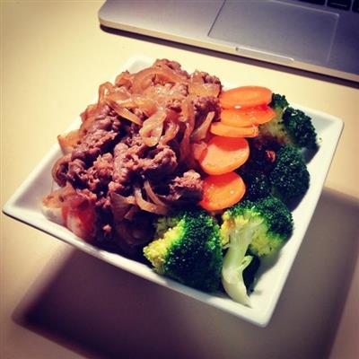 日式肥牛饭怎么做