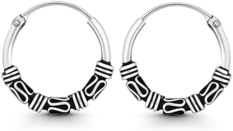 AeraVida Tribal Balinese Sterling Silver Hoop Earrings | Classic Sterling Silver Huggies Earrings | Vintage Earrings for Women | Small Bali Hoop Earrings Set